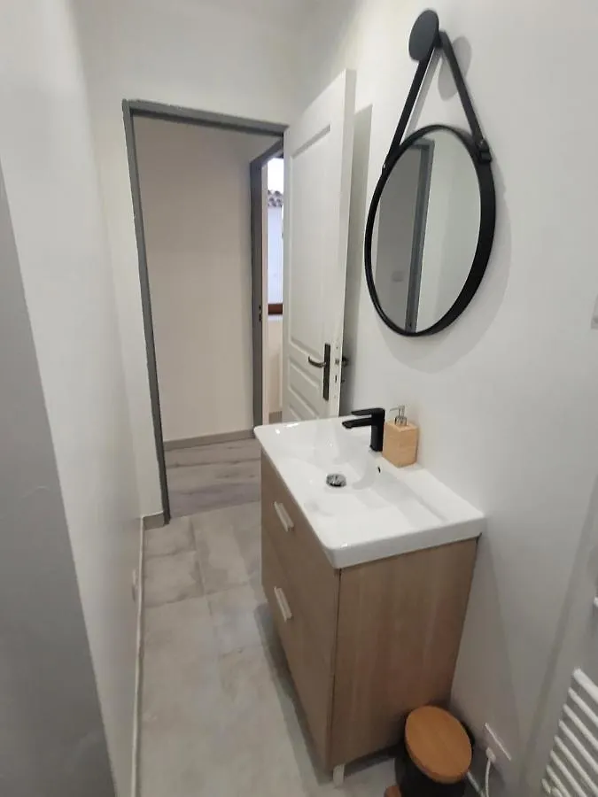 Cosy Studio Saint-Mitre-les-Remparts